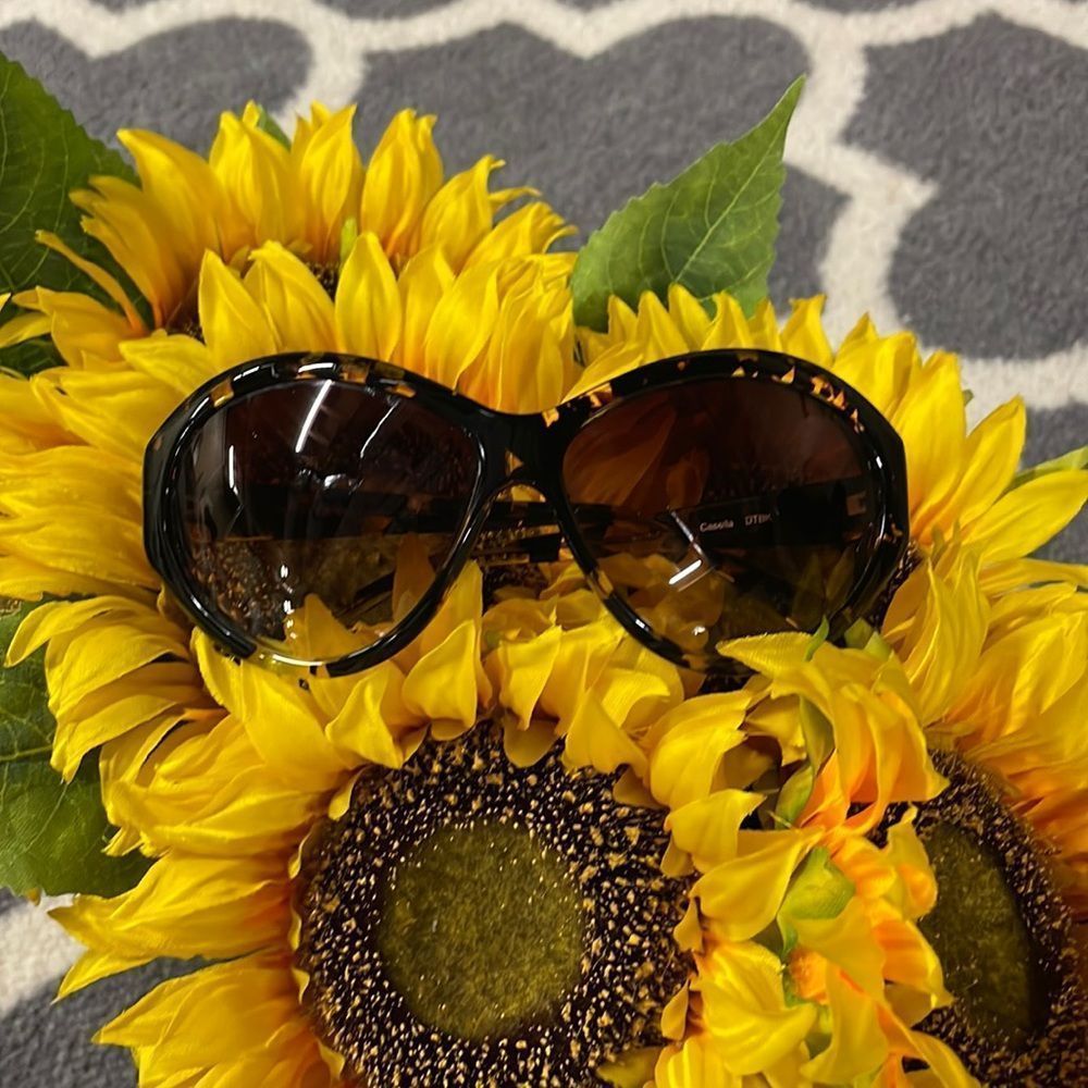 Oliver Peoples Tortoiseshell Brown Gradient Lens Sunglasses